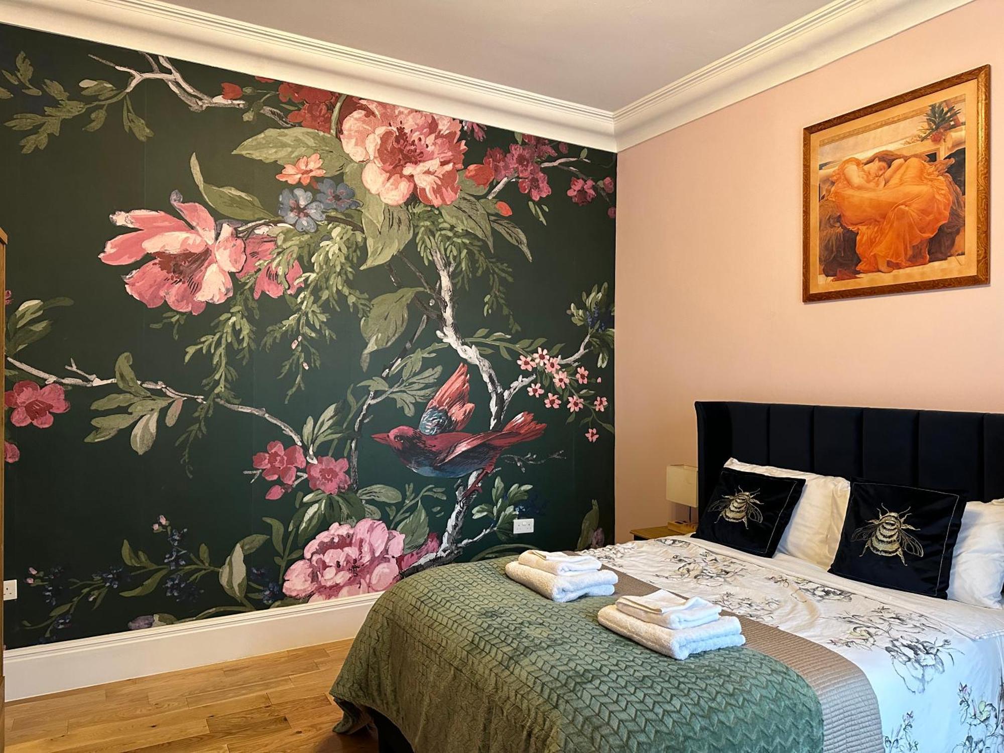 Hotel Rosie Cosy House Cricklewood Londra Esterno foto