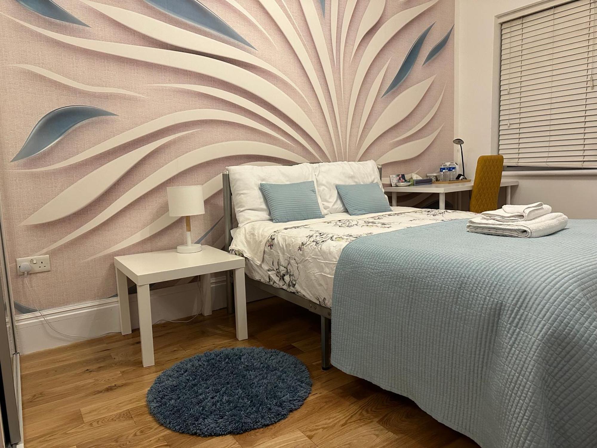 Hotel Rosie Cosy House Cricklewood Londra Esterno foto